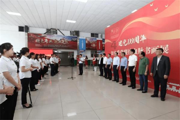 为什么人完全长得一样的也不完全相同？
